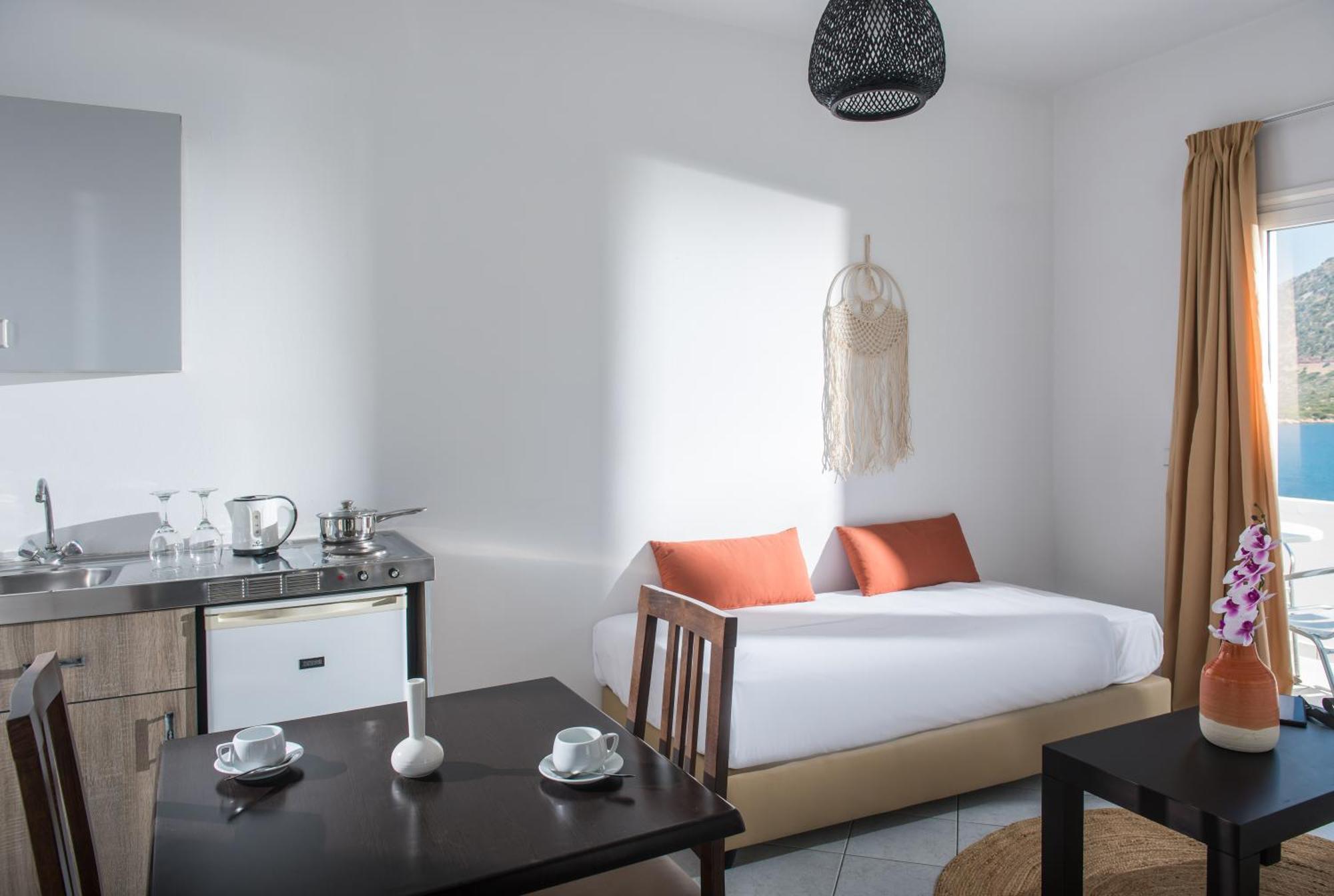 Troulis Apart-Hotel Bali  Rum bild