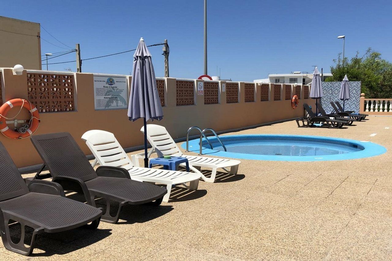 Troulis Apart-Hotel Bali  Exteriör bild